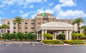 Holiday Inn Express in Lake Placid Florida